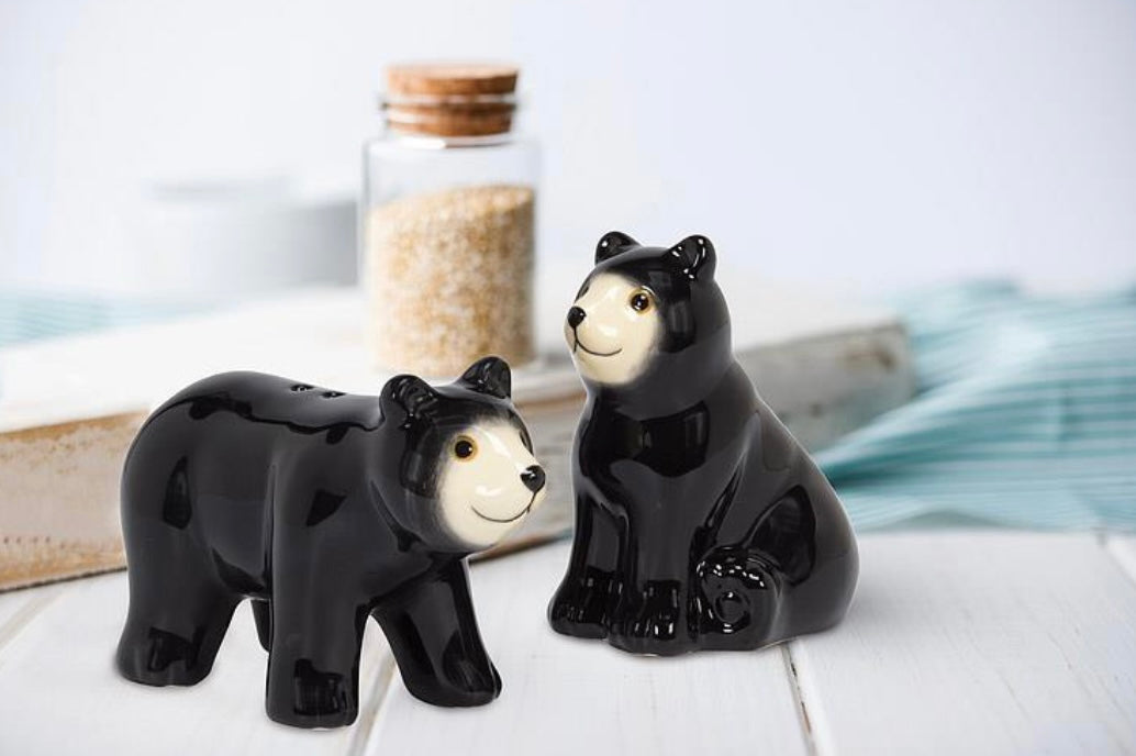 Black Bear Salt & Pepper Set