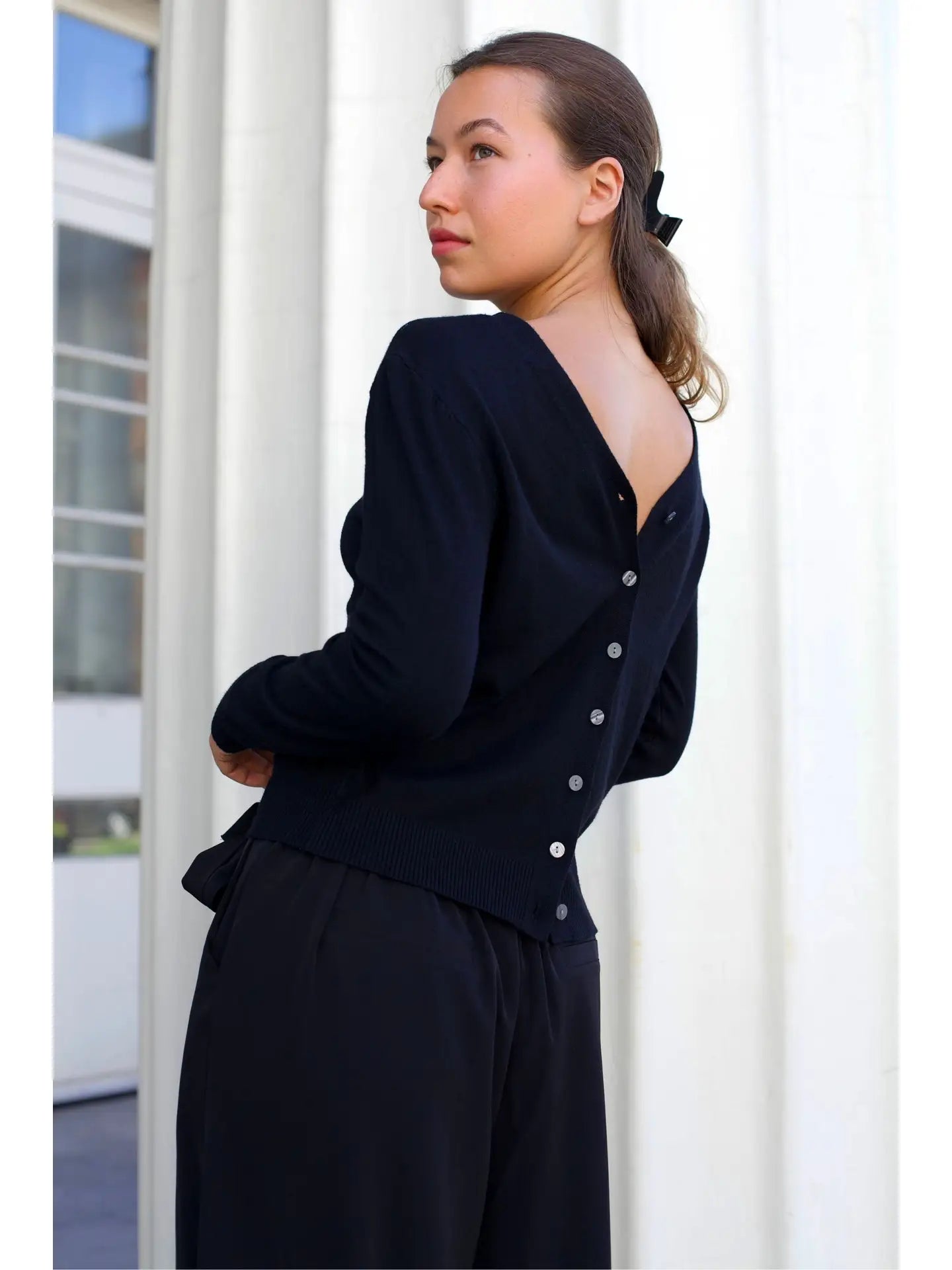 Collette Cardigan (Button) Black