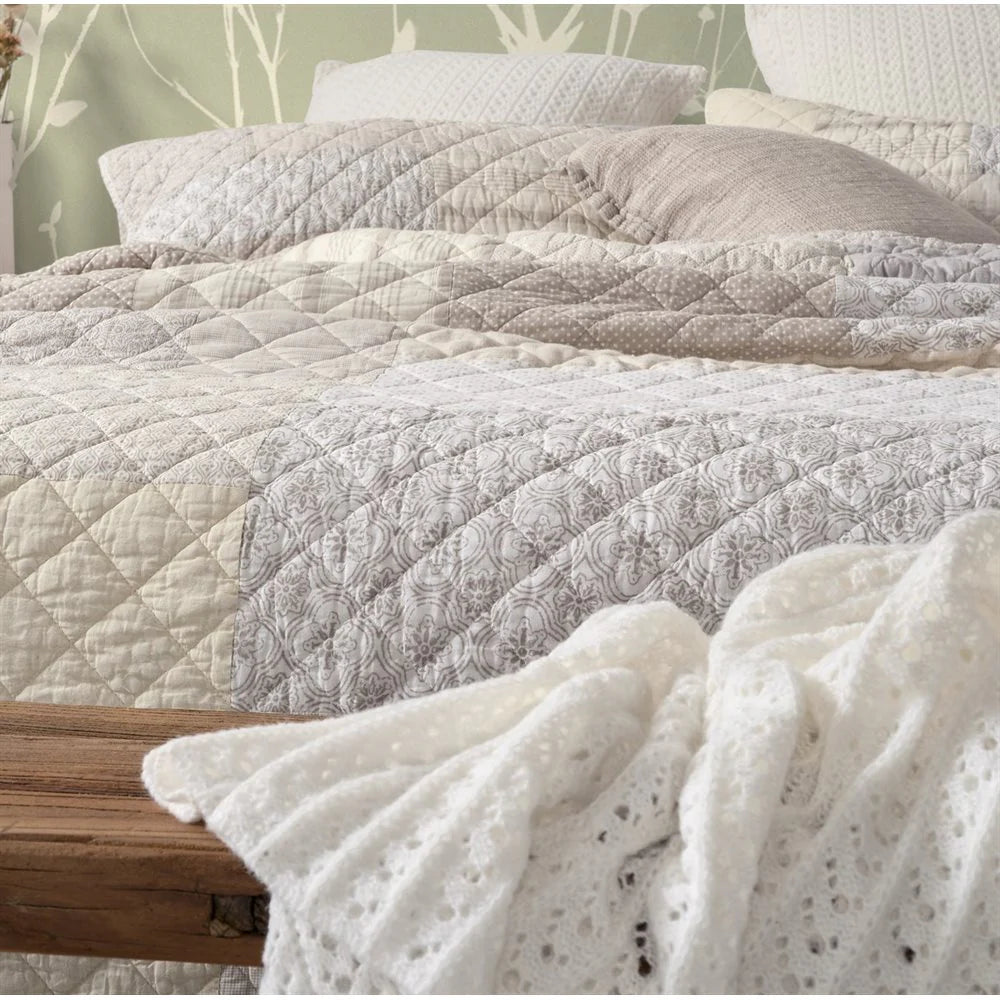 Luna Patchwork KING Quilt Set