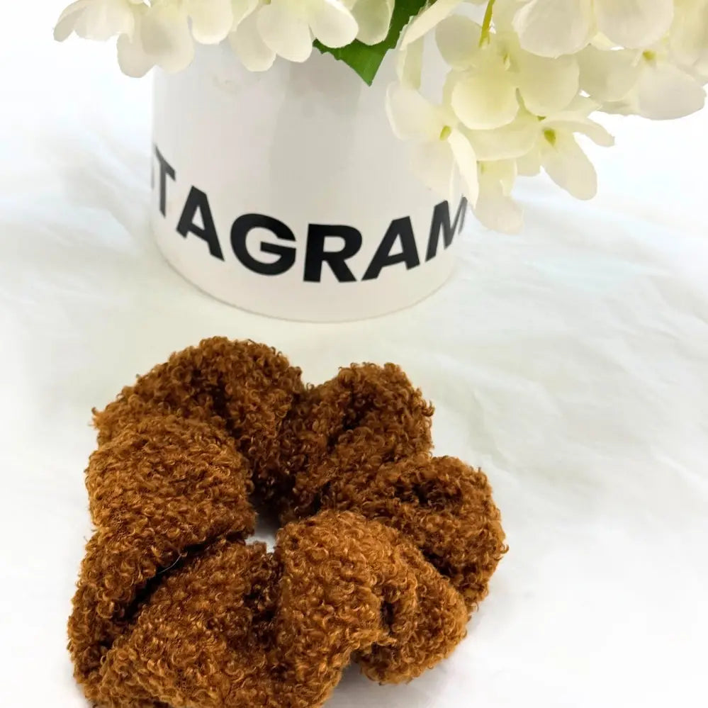 Boucle Scrunchie - Coffee