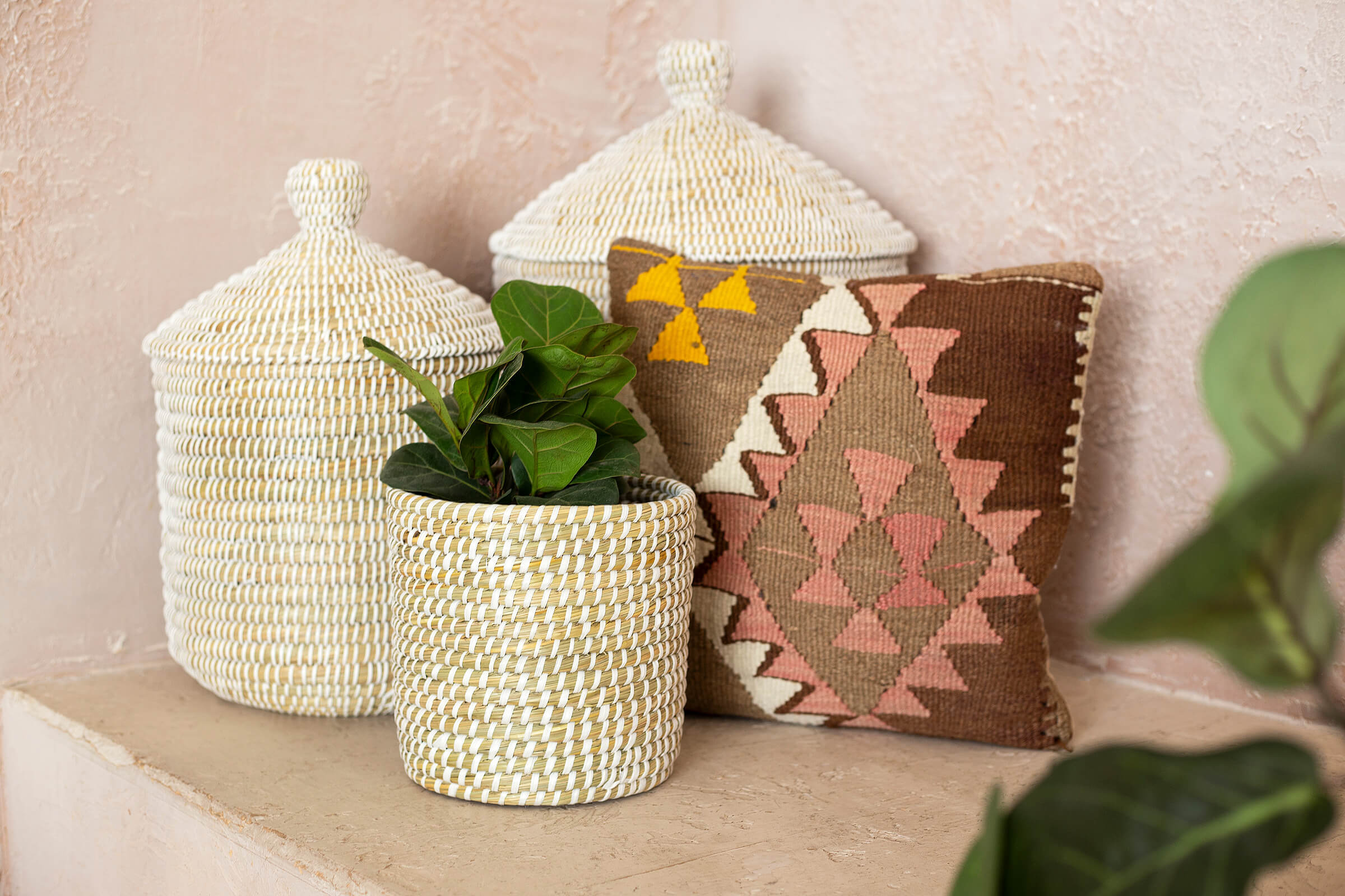 Coiled Grass Decor Hamper