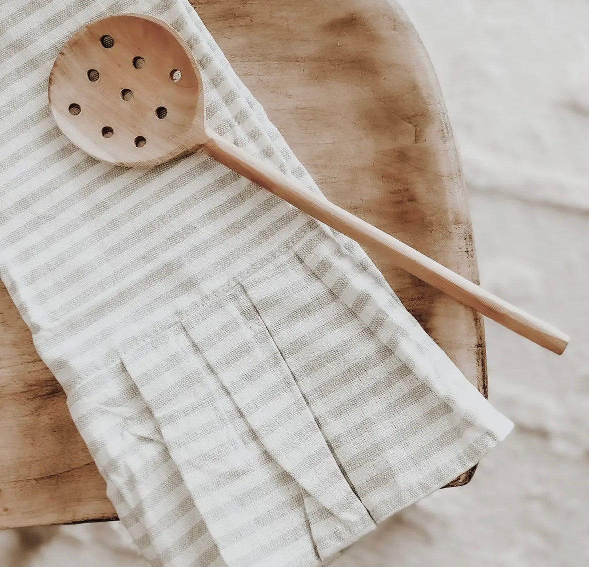 Striped Ruffle Hand Towel Tan