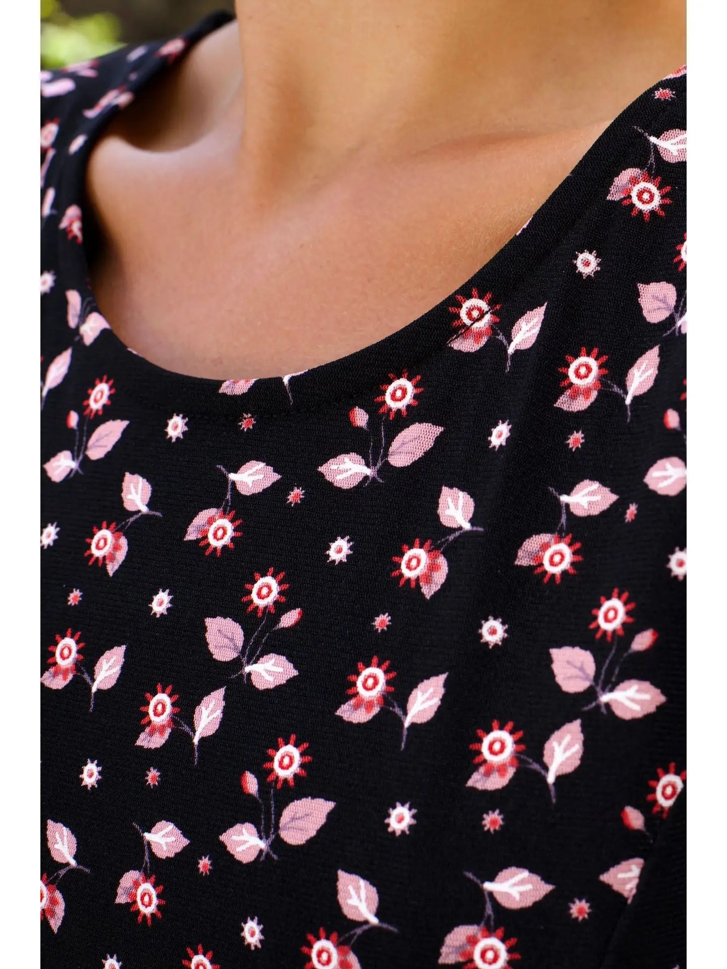 Daisie Black Dress - Floral Print
