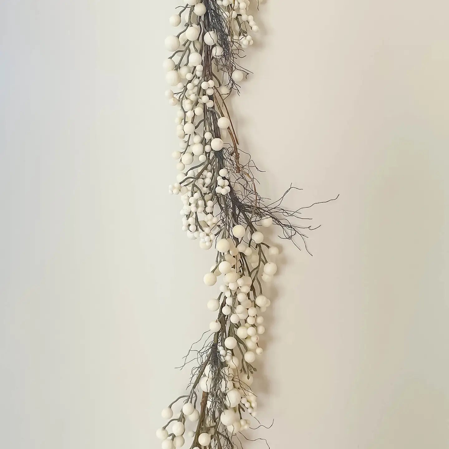 White Berry Faux Christmas Garland 60"