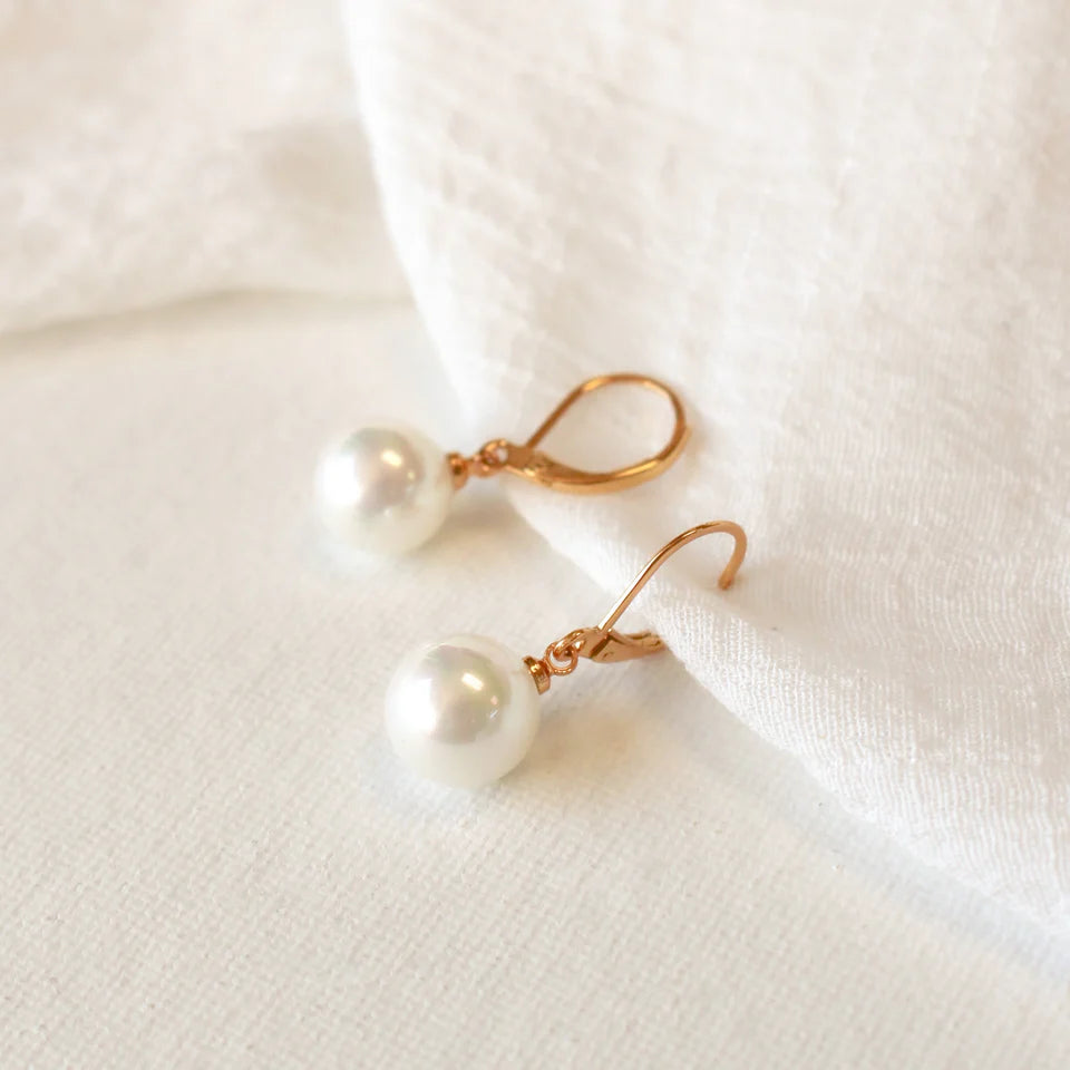 Pearl Dangling Earrings - Gold