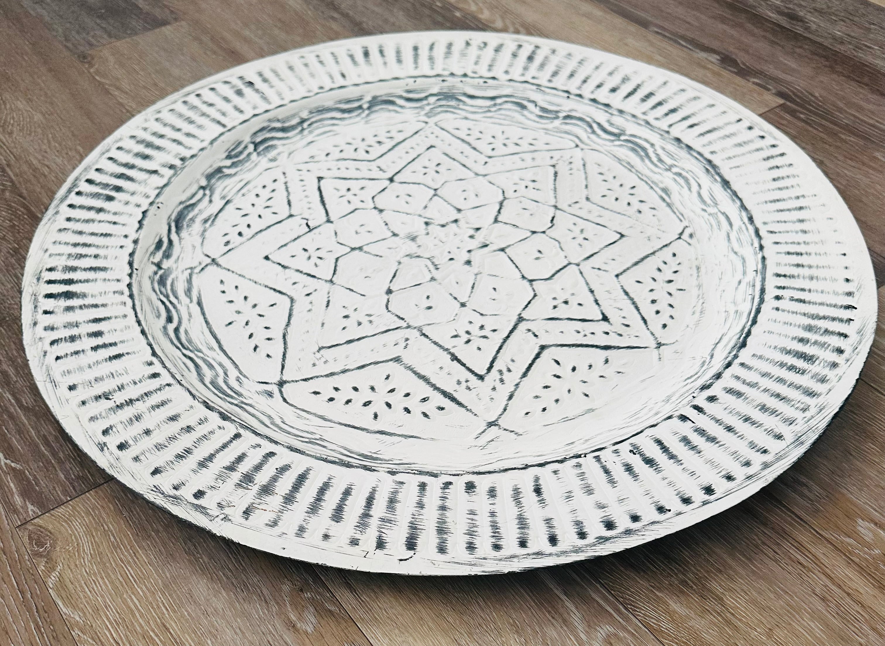 Round White Distressed Tray/Pick Up Only