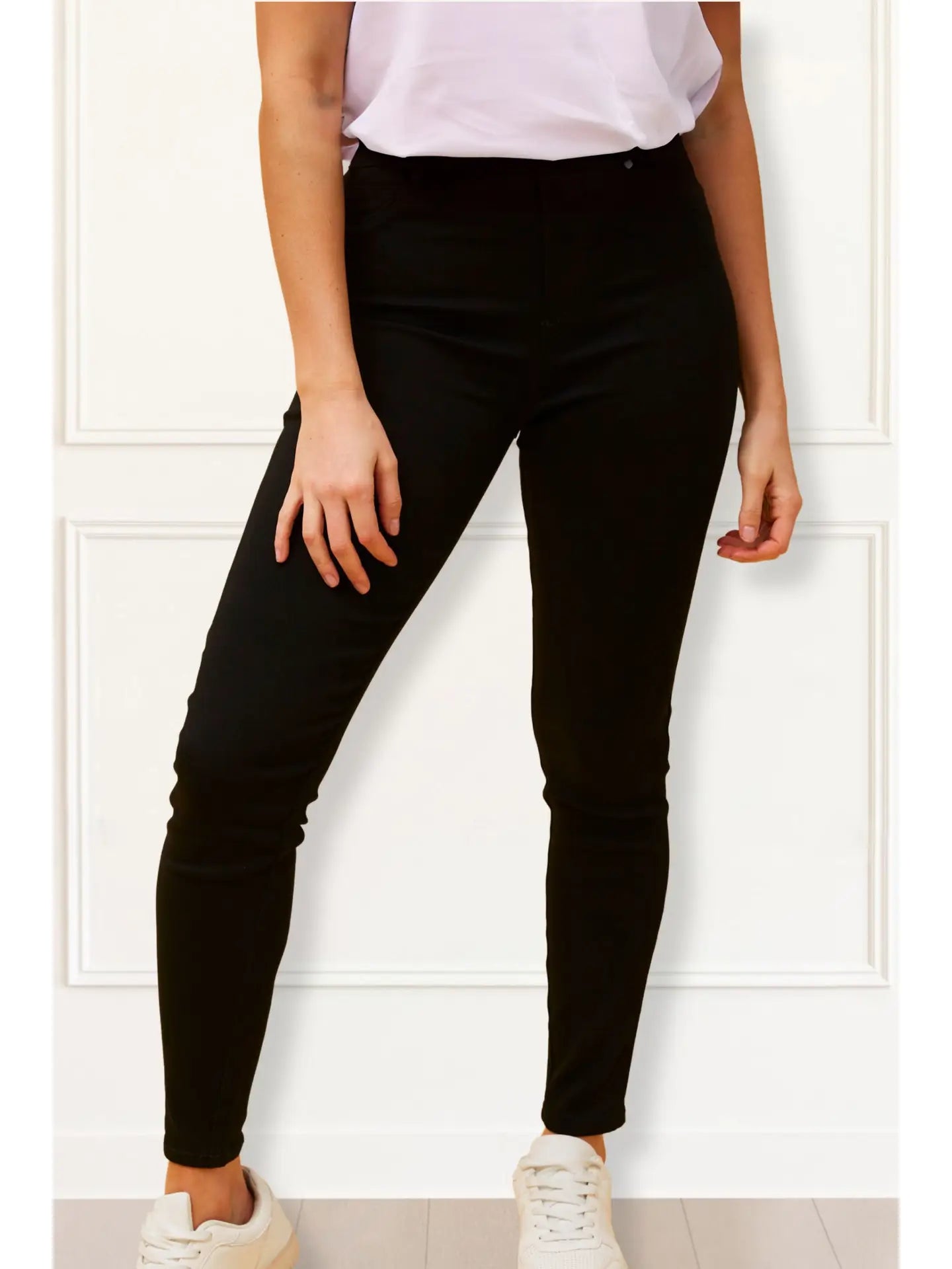 Sandra Stretch Skinny Pants - Black
