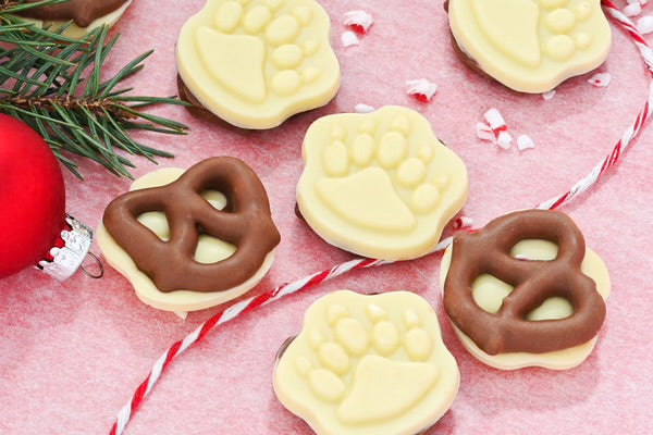 Polar Bear Paw Pretzels