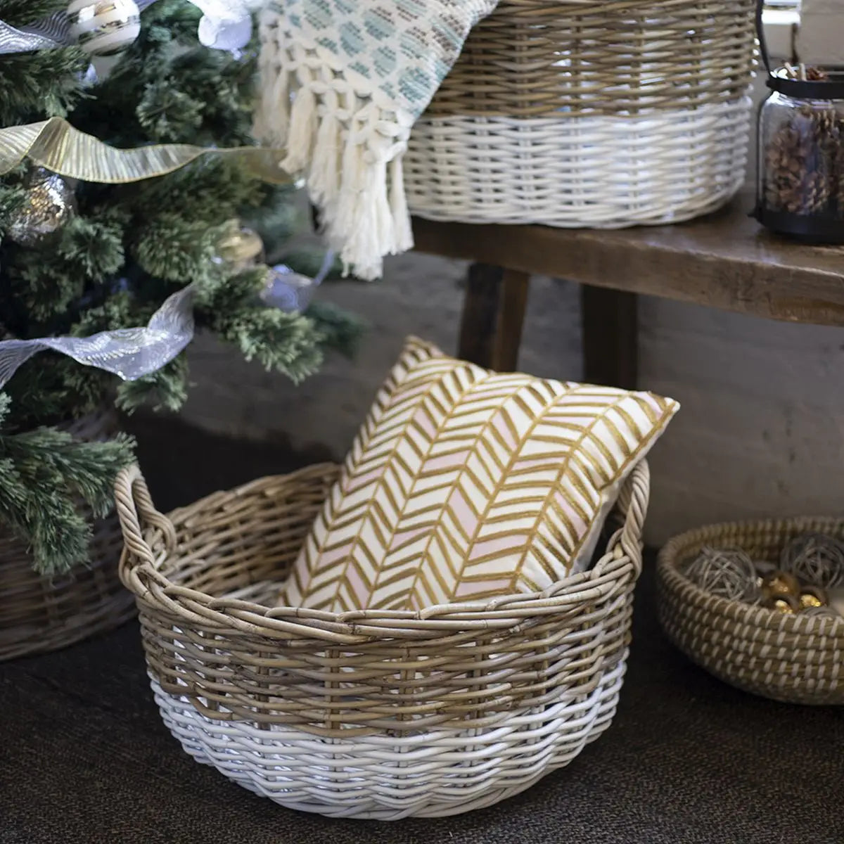 Round Two Tone Basket